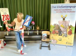 Heidi Leenen begeisterte die Kinder in der Uhrschule